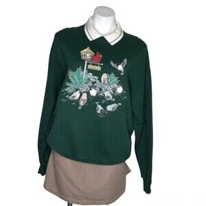 Vintage Grandma Sweatshirt with Collar Dark Green Welcome Birds Pinecone Design